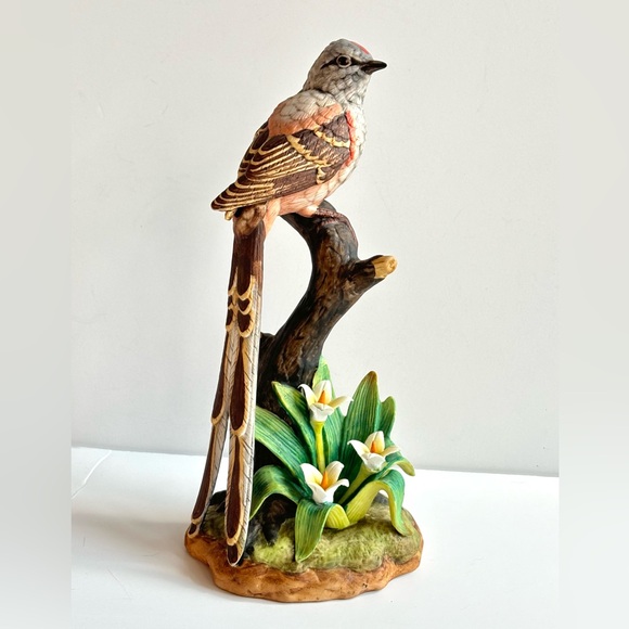 VTG 1980s Stefani Porcelains Hand Painted Bird Figurine ScissorTailed Flycatcher - Picture 1 of 11